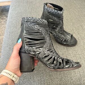 Freebird Distressed Sandals